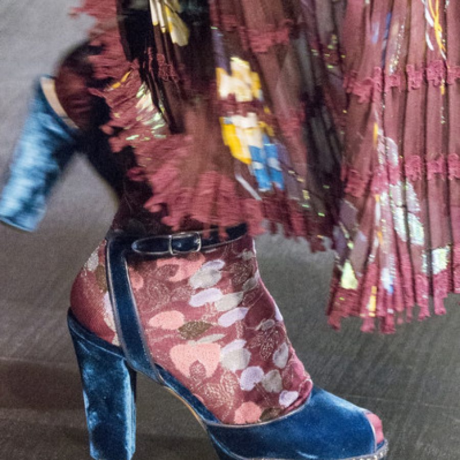 Синие туфли от Anna Sui